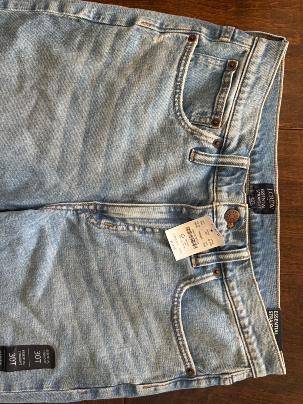 NWT J.Crew Factory Essential Straight Jean in All-Day Stretch
Women's Size 30T - Picture 4 of 5